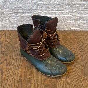 Sperry Brown and Green Fleece-Lined Duck Boots: Size 8 Good Condition some wear